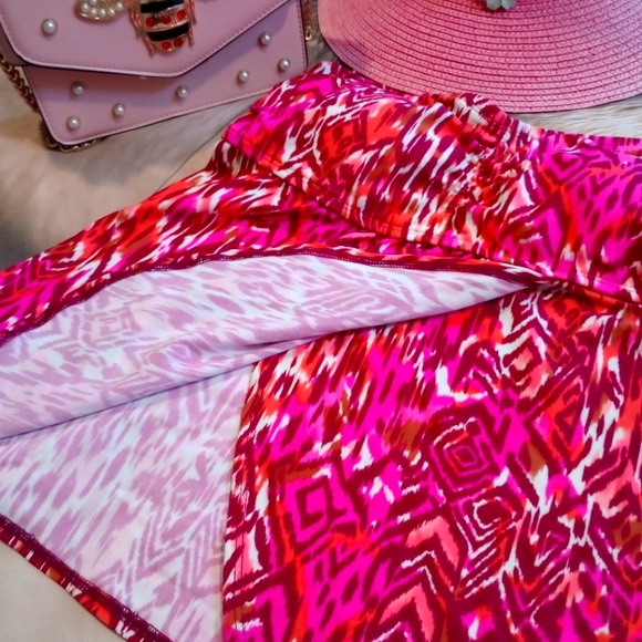 NWT Cazim Swimwear top. - Picture 3 of 8